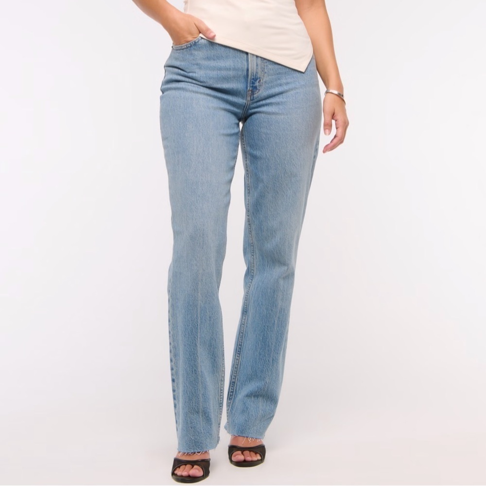 🆕 A&F Curve Love Vintage Ultra High Rise Raw Hem Straight Leg Denim - Picture 7 of 9